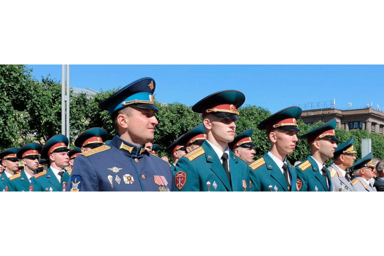 Форма Министерства обороны РФ – символ армии нового времени